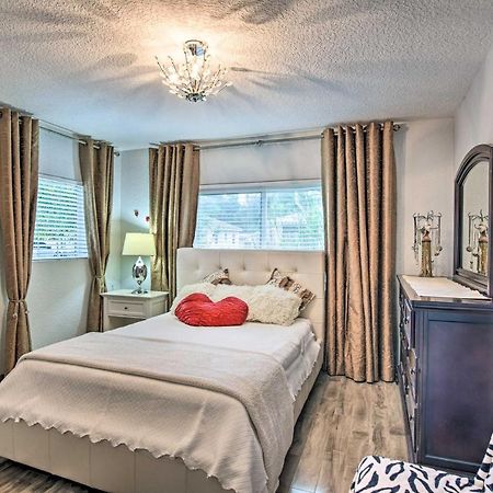 Shady And Eclectic Fort Lauderdale Dwelling With Yard! 外观 照片